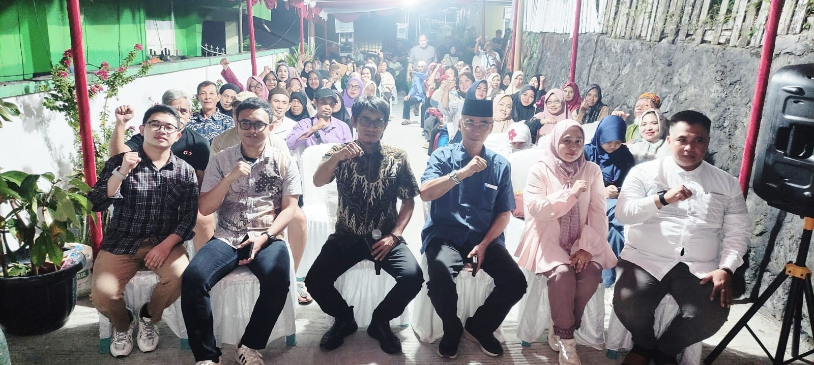 $rows[judul]